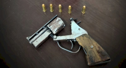 Arma de fogo apreendida pela polícia militar em Juripiranga 
