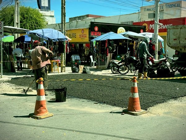 Elevação de faixas de pedestres na cidade de Sousa