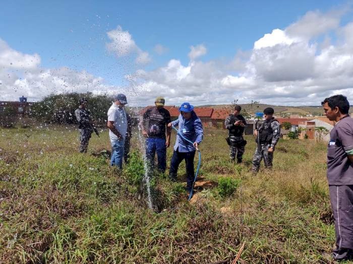 Ação para combater furto de água em adutora