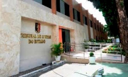 TCE aprova contas de quatro prefeituras e imputa débito de R$ 1.8 milhão à Organização Social GERIR