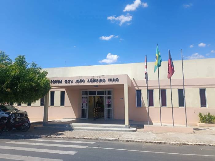 Ajuda financeira às vítimas da tragédi