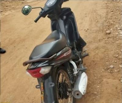 Motocicleta recuperada pela Polícia Militar