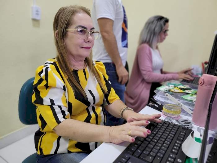 Atendimento por aplicativo de mensagem