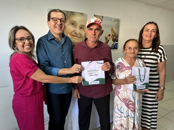 Mais uma etapa de entrega de aparelhos auditivos em Sousa