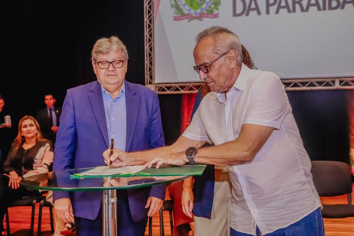 Investimentos em áreas de praia e projetos de habitação