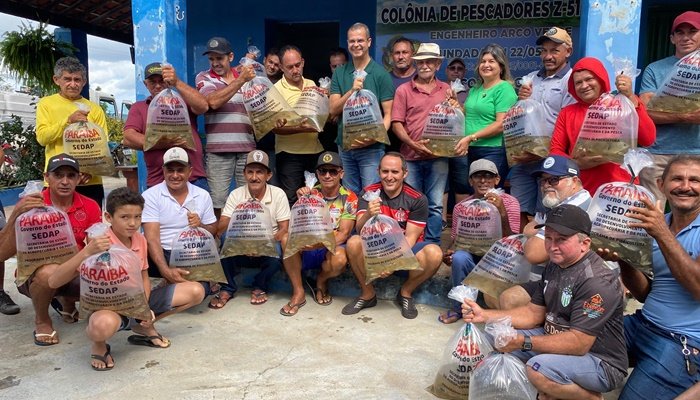 Distribuição de alevinos na região de Condado 