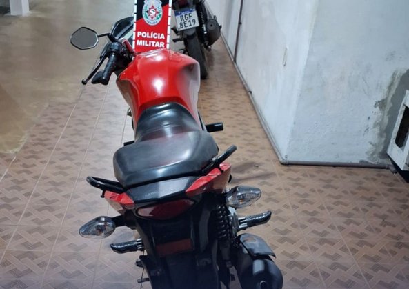 Apreensão de moto com restrição de roubo/furto na cidade de Malta