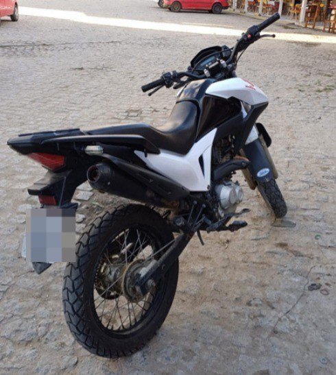 Motocicleta apreendida pela PRF na Paraíba 