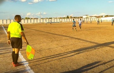 Imagem do campo de futebol "O Nenenzão", em Aparecida 