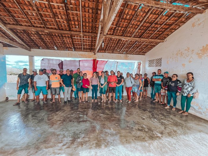 Entrega de peixes em Soledade, na Paraíba