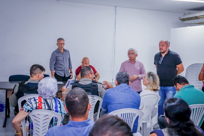 Forças de segurança se reúnem para discutir estratégia para a Festa das Neves