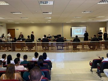 Recomendação para coibir promoção pessoal na administração pública