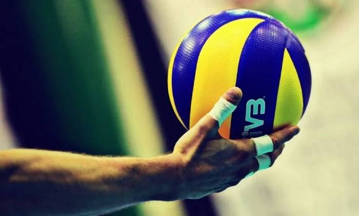 Brasil bate Polônia para garantir melhor campanha do vôlei