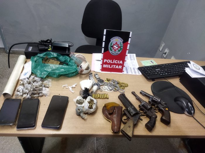 Material ilícito apreendido em ação da Polícia Militar
