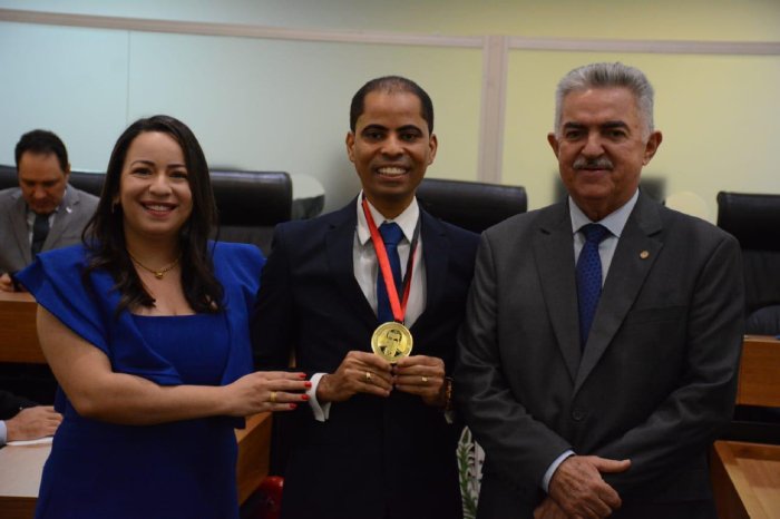 Medalha de Mérito Jurídico ao advogado Alberdan Coelho