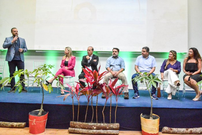 Seminário promovido pela Prefeitura