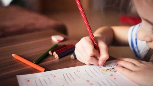 Mais de 632 mil crianças em fila de espera por creche
