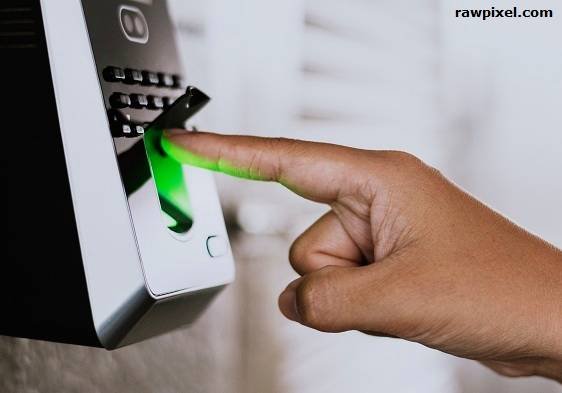 Controle de frequência e pagamentos eletrônicos