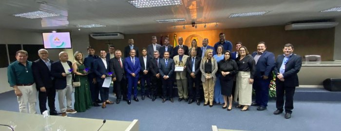 Homenagem ao presidente do Creci-PB, Ubirajara Marques,
