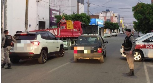 14º Batalhão da Polícia Militar realiza abordagens e checkpoints na área da unidade