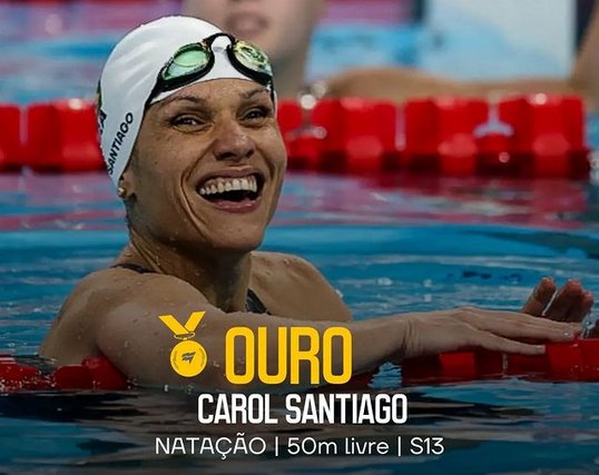 Nadadora, Carol Santiago