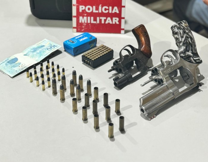 Apreensão de vinte e três armas de fogo
