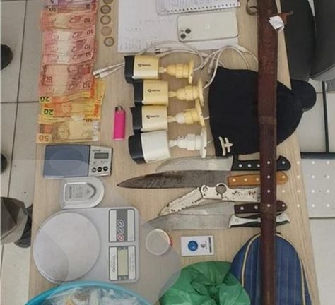 Material ilícito apreendido em ação da Polícia Militar