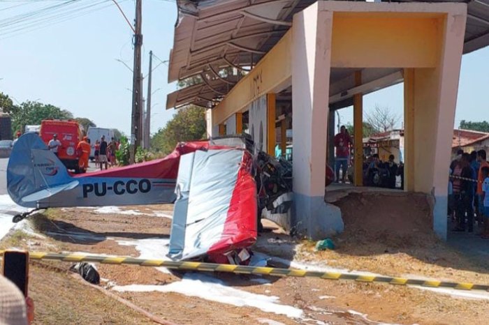 Queda de avião de pequeno porte