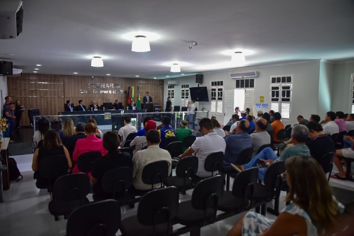 Audiência pública para discutir o fechamento de agências do Banco do Bradesco e suas conseqüências no Alto Sertão