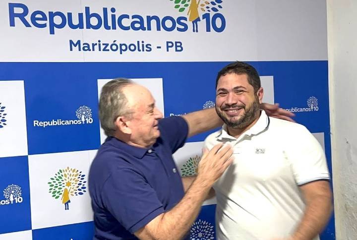 Zé de Pedrinho abraça Júnior do Peixe que assume agora cabeça de chapa em Marizópolis