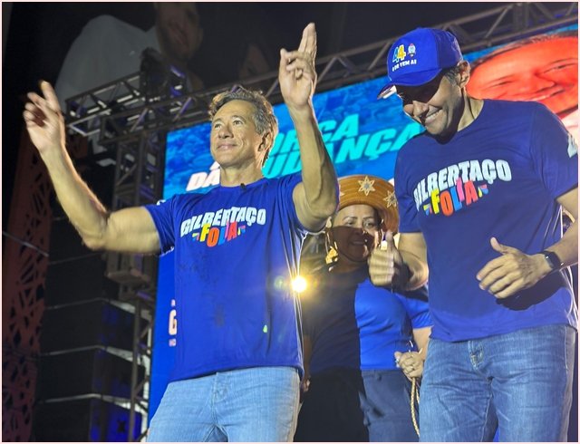 Gilbertaço Folia arrasta maior multidão da história política de Sousa
