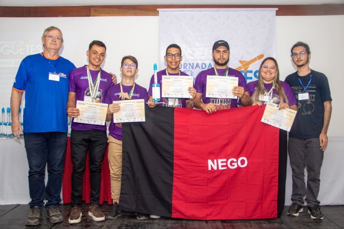 Medalhas de ouro e prata na Jornada de Foguetes 2024