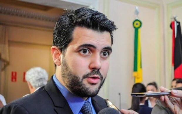 Secretário de Educação da Paraíba, Wilson Filho