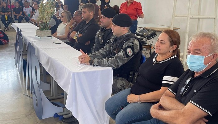 14º Batalhão participa da 3ª Feira de Empreendedorismo da ECIT Júlio Sarmento em Sousa