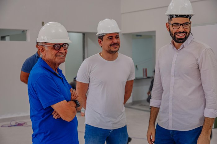 Prefeito e candidato à reeleição, Cícero Lucena