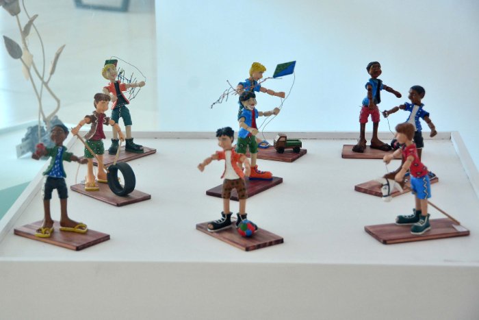Exposição de brinquedos populares em homenagem ao Dia das Crianças