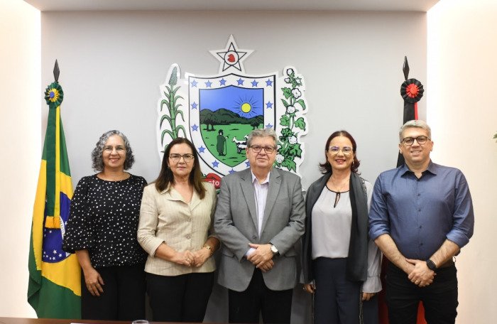 Visita da reitora nomeada da Universidade Federal da Paraíba (UFPB), Terezinha Domician