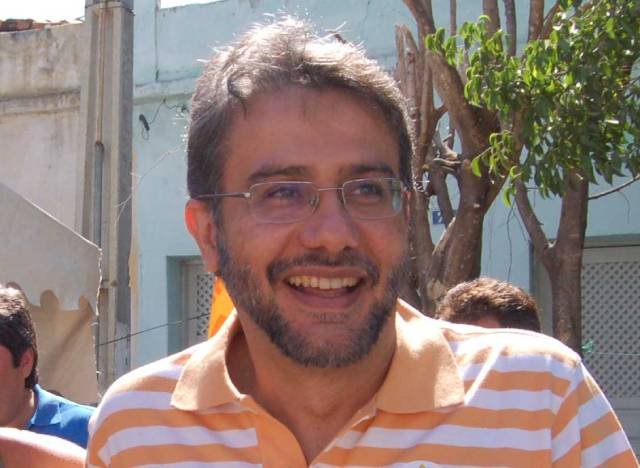 Ex-prefeito, Carlos Antônio 