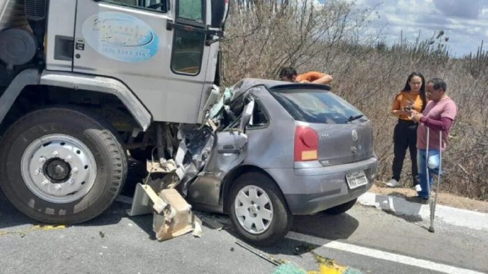 Grave acidente com vítimas fatais