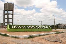 Letreiro com o nome Nova Palmeira 