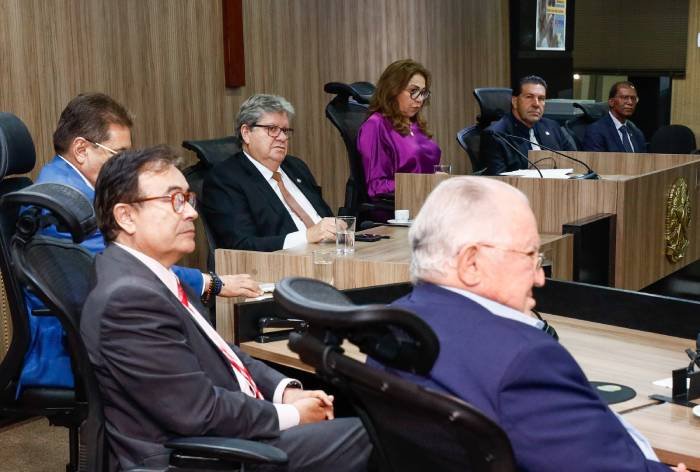 Abertura de encontro de TREs