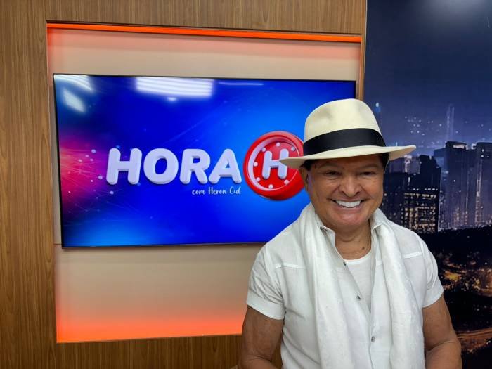 Cantor e compositor Alcymar Monteiro