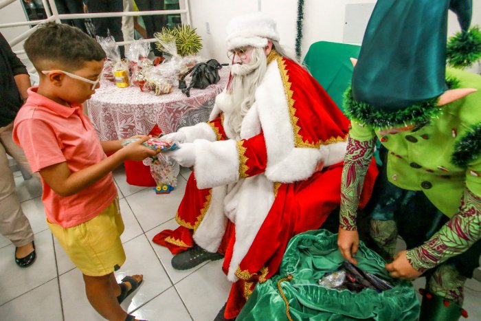 Alegria para crianças do Centro de Doenças Raras 