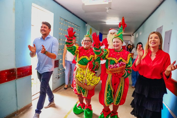 Visita do Papai Noel a Crianças do Hospital Valentina