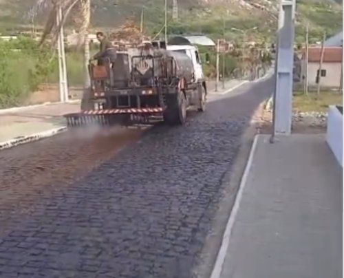 Pavimentação asfáltica, modernização dos espaços, e implantação de sinalização adequada