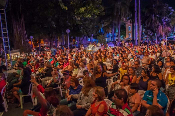  Cantata de Natal com Coral e Presépio Vivo