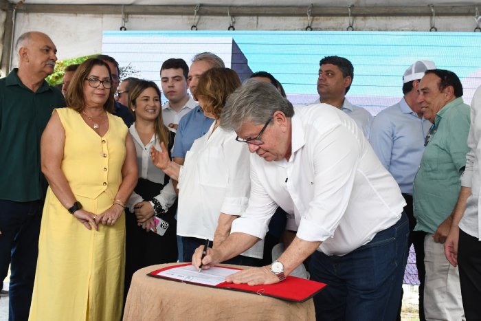 Ordens de serviços para a reforma e ampliação de hospitais