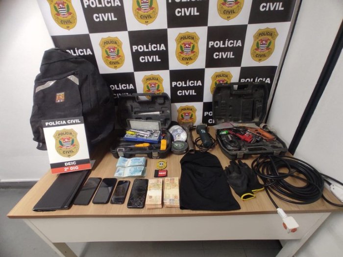 Mandados judiciais contra investigados por furtos a agências bancárias