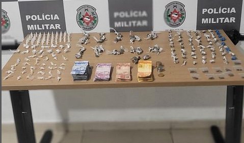 Material ilícito apreendido em ação da Polícia Militar