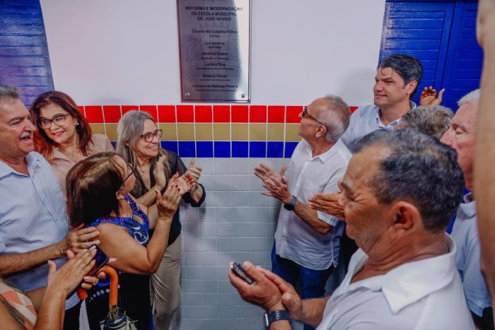 Entrega de reforma e modernização da Escola Municipal 